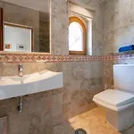 Algarve 4 Ensuite Bedrooms, Private Swimming Pool, Beautiful Gardens With Water Features And Natural Bio Pool *
