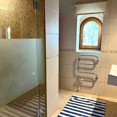 Villa With Bio Pool 4 Ensuite Bedrooms, Private Swimming Pool And Beautiful Gardens *