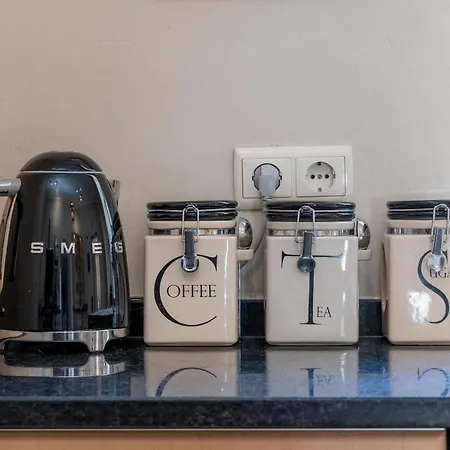 With Bio Pool 4 Ensuite Bedrooms, Private Swimming Pool And Beautiful Gardens