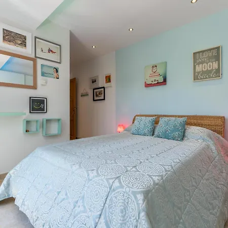 Villa Algarve, Portugal With Pool 4 Ensuite Bedrooms, Private Pool, And Beautiful Gardens