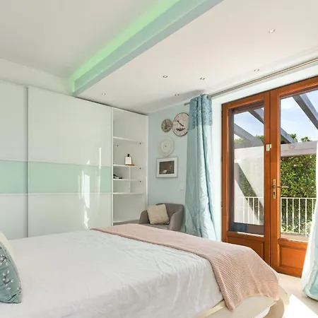 Algarve, Portugal With Pool 4 Ensuite Bedrooms, Private Pool, And Beautiful Gardens Villa
