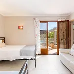 Algarve 4 Ensuite Bedrooms, Private Swimming Pool, Beautiful Gardens With Water Features And Natural Bio Pool